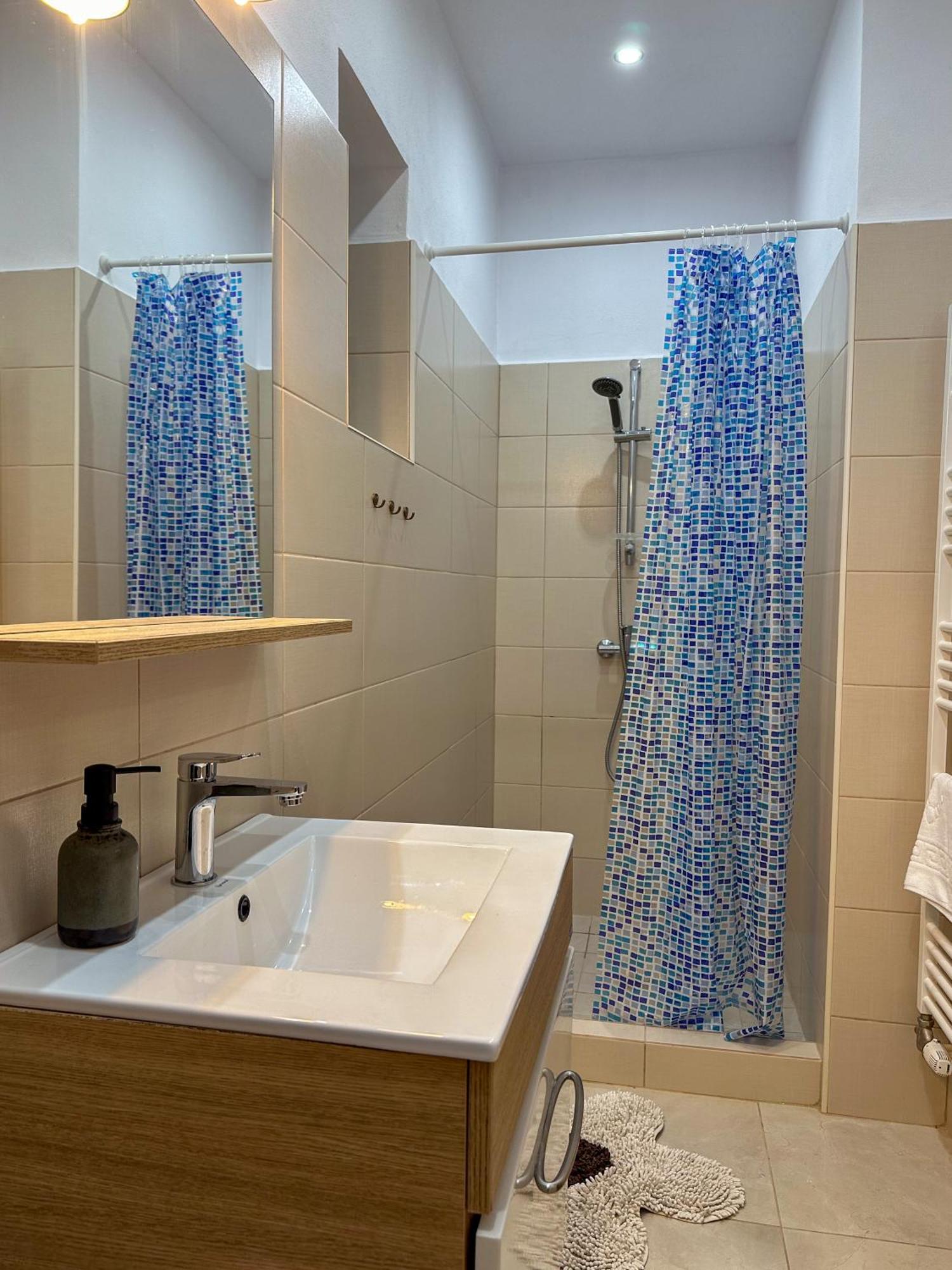 Serenity House Apartments Nagyszeben Szoba fotó