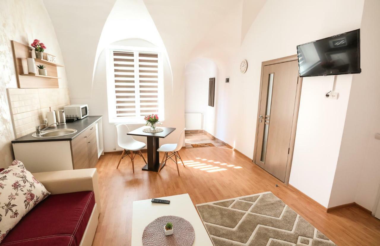 Serenity House Apartments Nagyszeben Kültér fotó