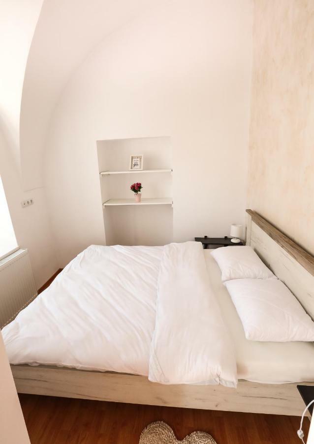 Serenity House Apartments Nagyszeben Kültér fotó